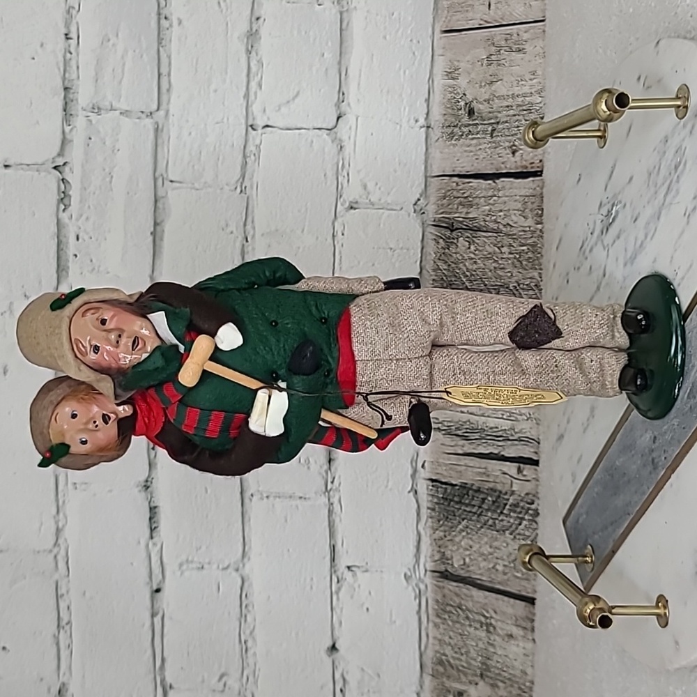 Byers' Choice Caroler '91 & '93 Bob Cratchit/Tiny Tim From "A Christmas Carol"